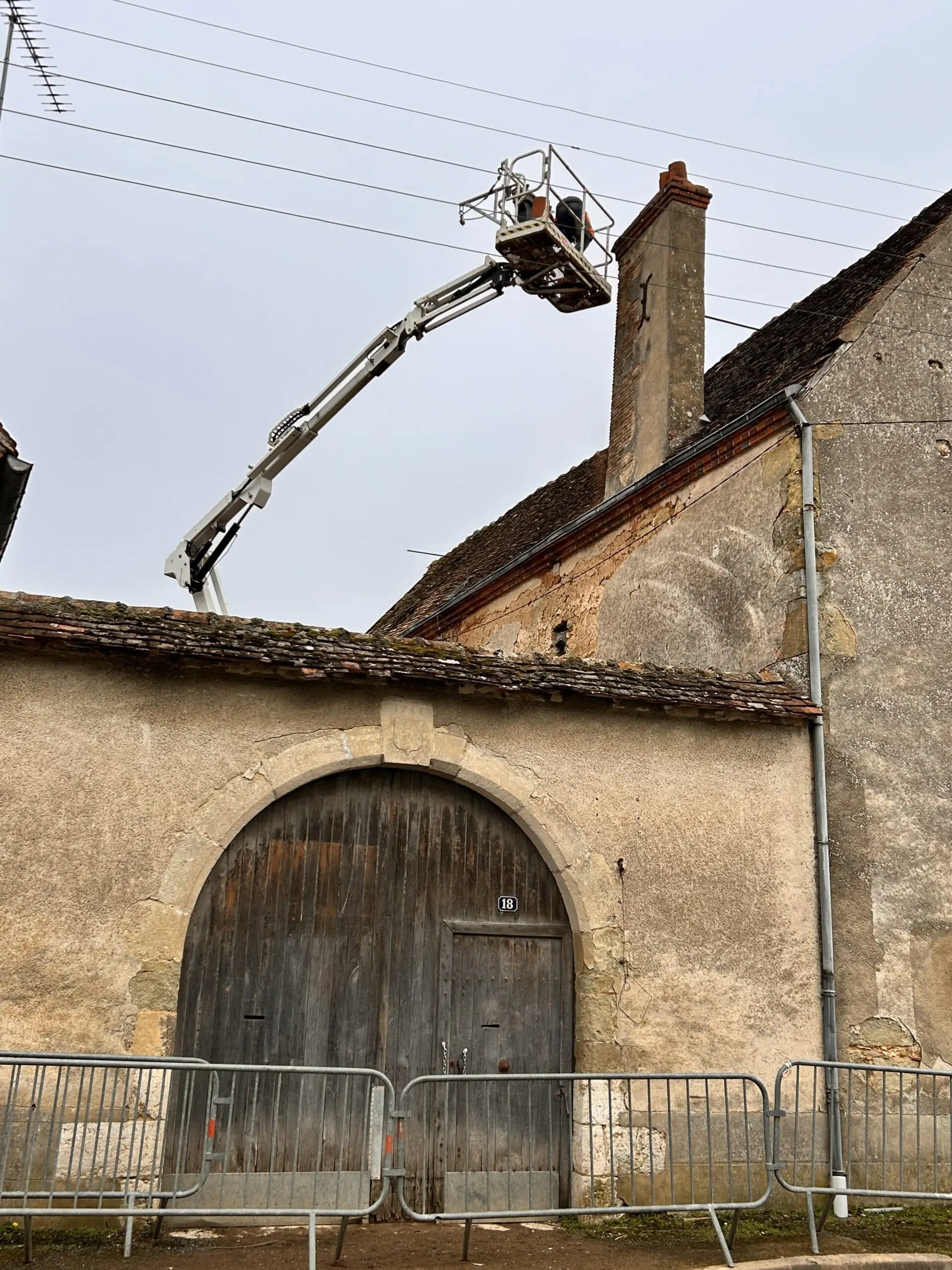AC Du Propre, experts en démolition et nettoyages difficile dans la région Centre